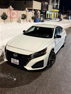 نيسان ألتيما